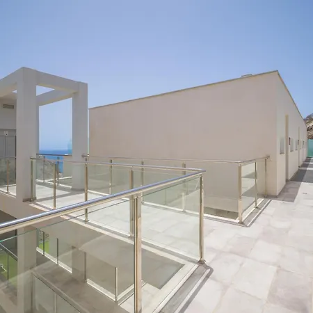 Ferienhaus Beyond Amadores 12