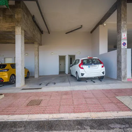 Beyond Amadores 12 *